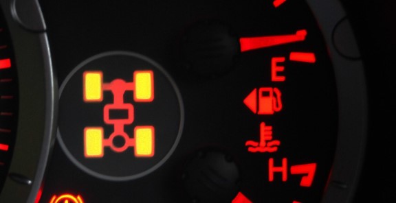 Nissan Pathfinder 4WD Warning Light